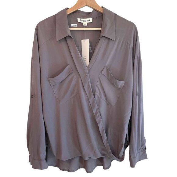 Olive & Oak Wrap Top NWT - Picture 1 of 6